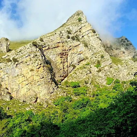 San Leone. Secluded Barn Chalet