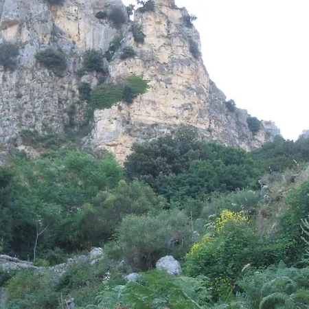 San Leone. Secluded Barn Tortorici